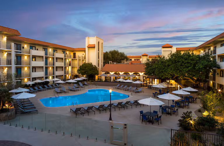 Hilton Embassy Photo of Scott Resort