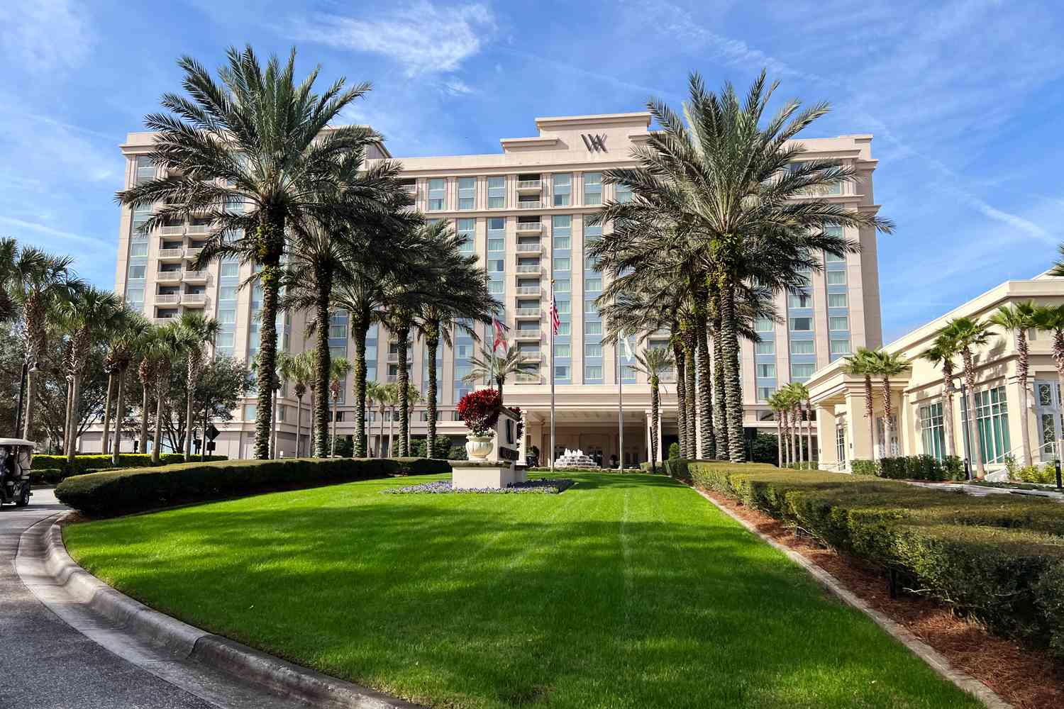 TAL-exterior-of-hotel-WALDORFASTORIAOR0124-1d5abf7ed5e7487f8bcdcd6cfb88ea1a Photo of Scott Resort